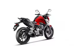 CB 300