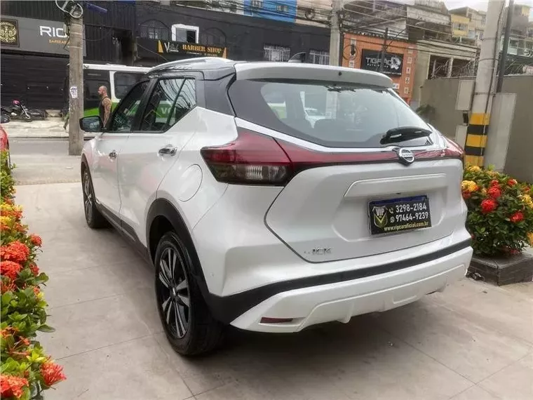 Nissan Kicks Branco 8