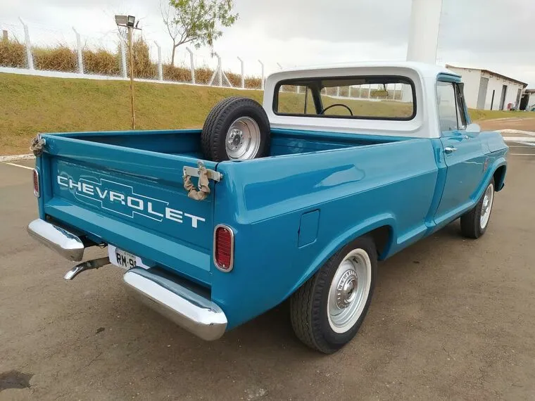 Chevrolet C10 Azul 4