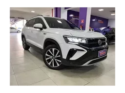 Volkswagen Taos