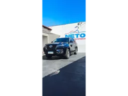 Toyota Hilux SW4