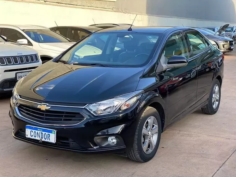 Chevrolet Prisma Preto 4