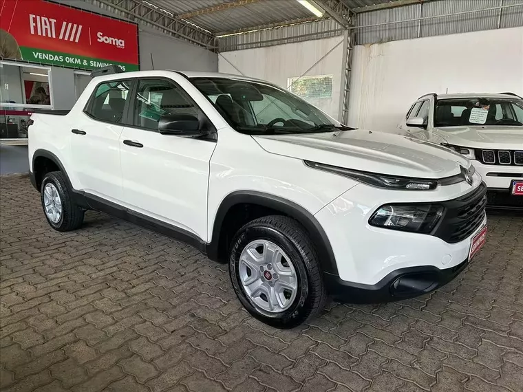 Fiat Toro Branco 2