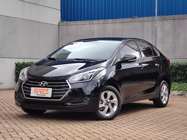 Hyundai HB20S Preto 18