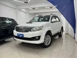 Toyota Hilux SW4