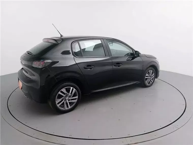 Peugeot 208 Preto 4