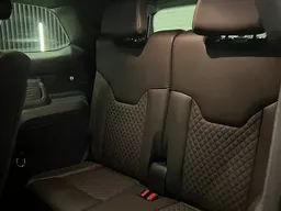 Jeep Commander