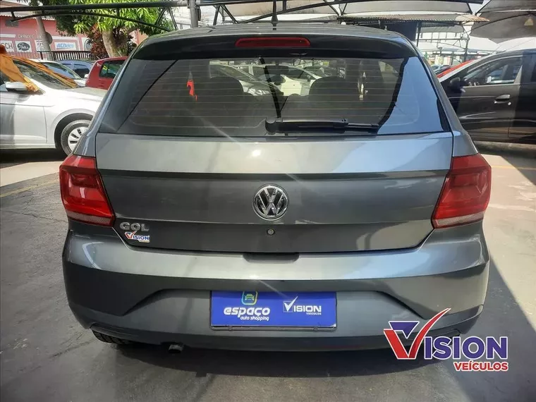 Volkswagen Gol Cinza 5