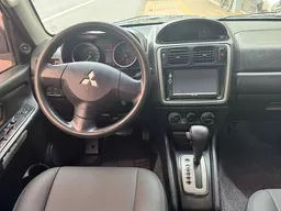 Mitsubishi Pajero TR4