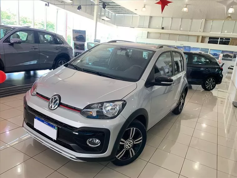 Volkswagen UP Prata 4