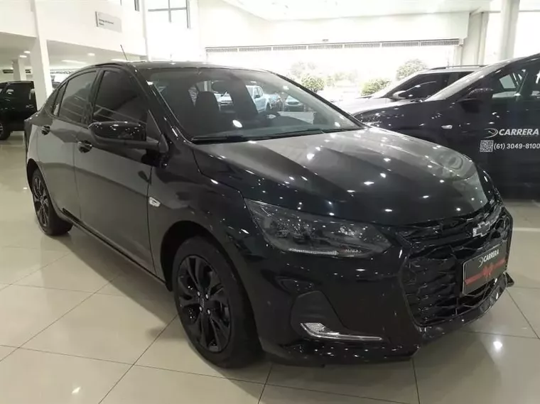 Chevrolet Onix Preto 3