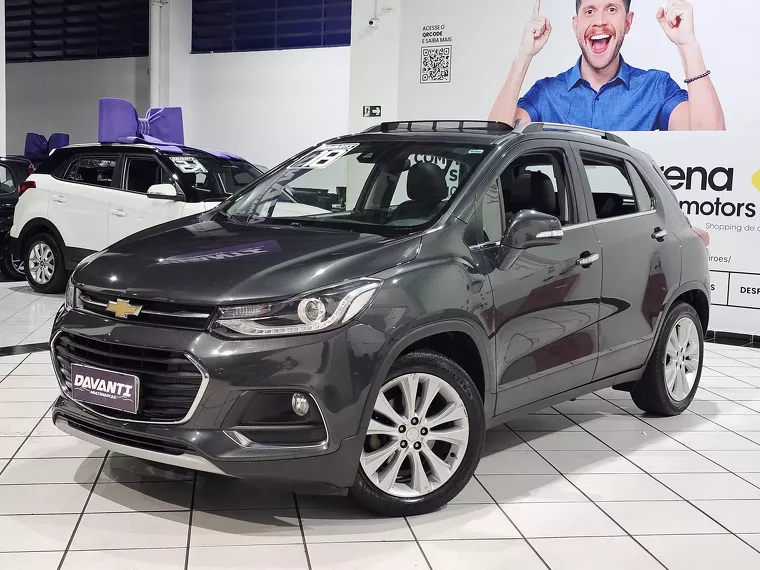 Chevrolet Tracker Cinza 5