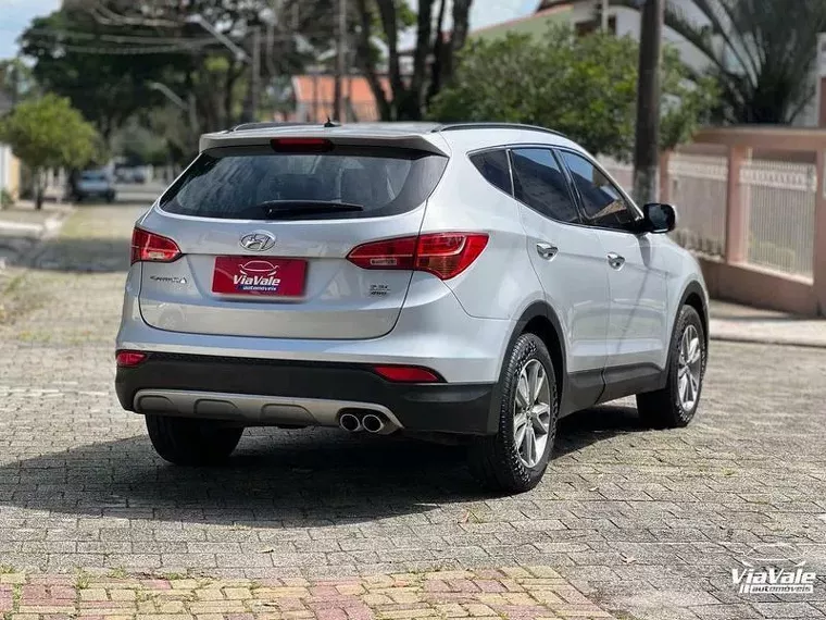 Hyundai Grand Santa Fé Prata 19