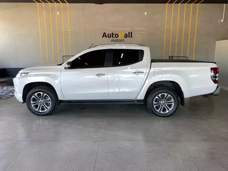 Mitsubishi L200 Triton Branco 9