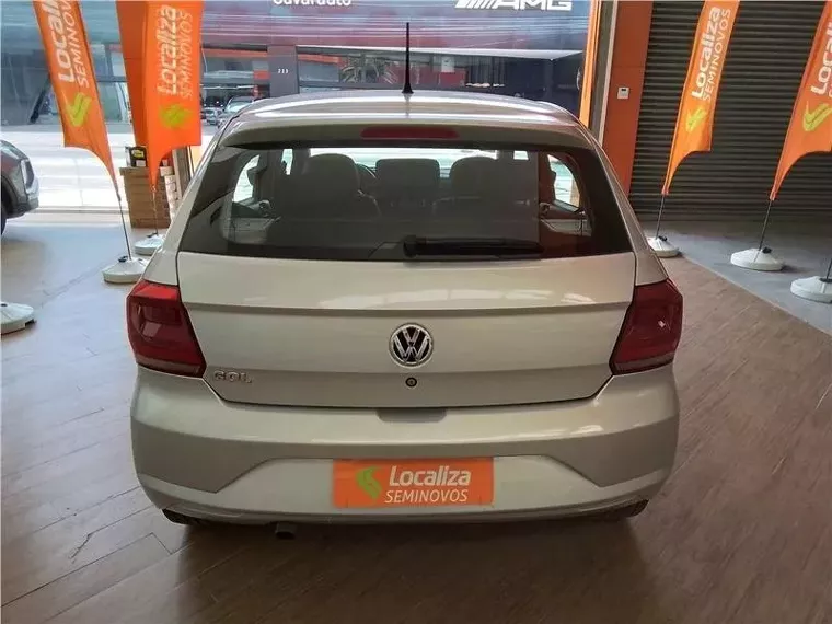 Volkswagen Gol Prata 12