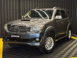 Toyota Hilux SW4