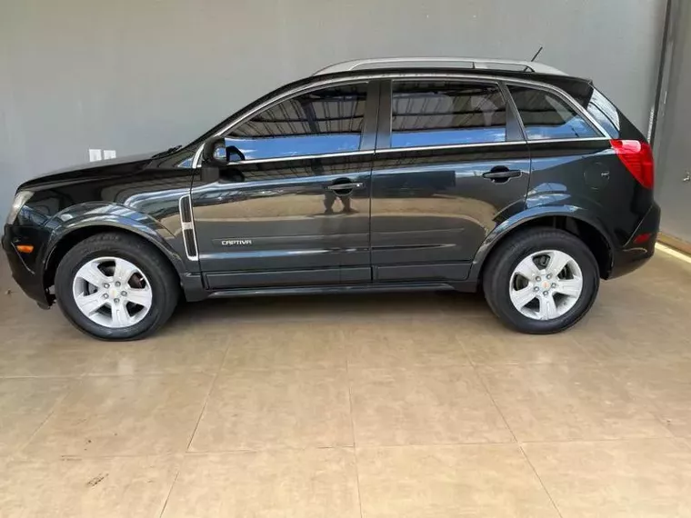 Chevrolet Captiva Preto 8