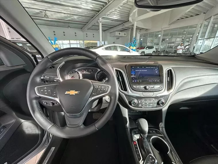 Chevrolet Equinox Prata 16