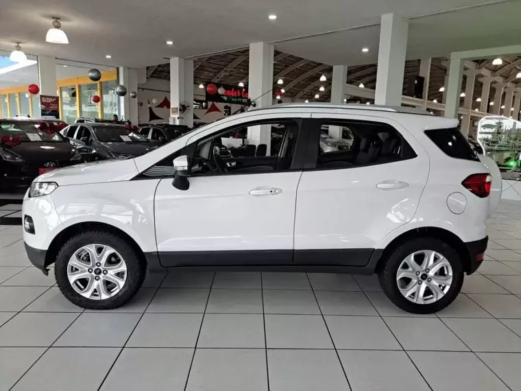 Ford Ecosport Branco 10