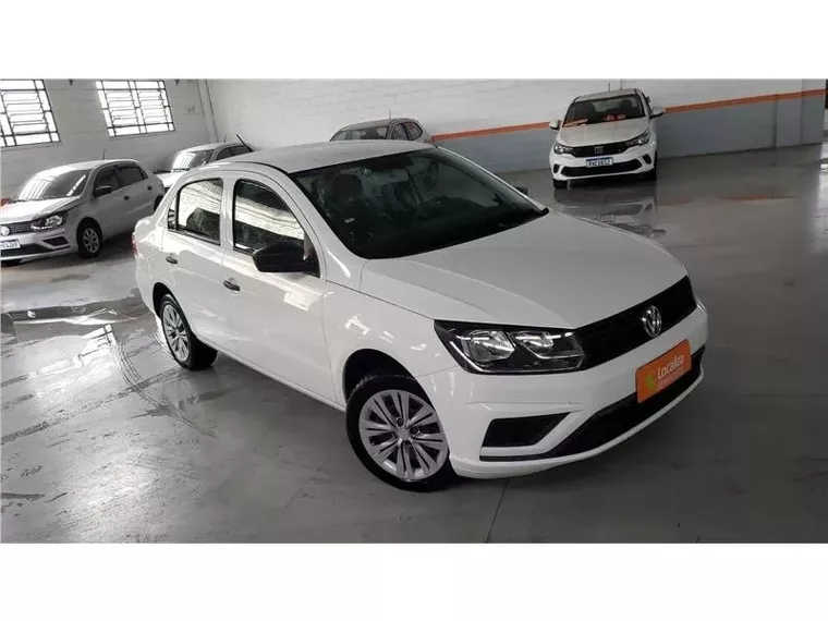 Volkswagen Voyage Branco 4