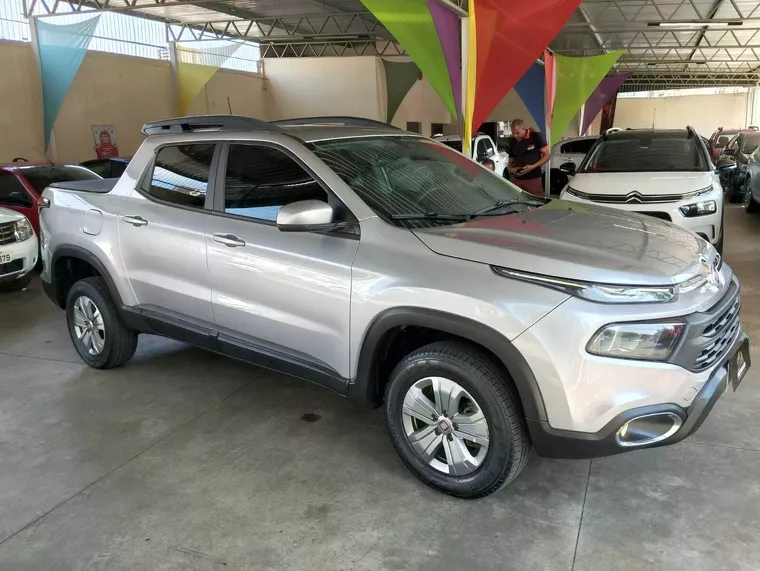 Fiat Toro Prata 8