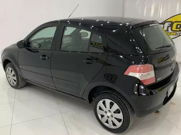 Chevrolet Agile Preto 5