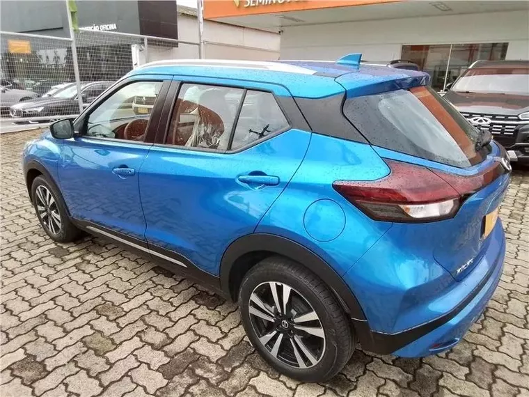 Nissan Kicks Azul 2