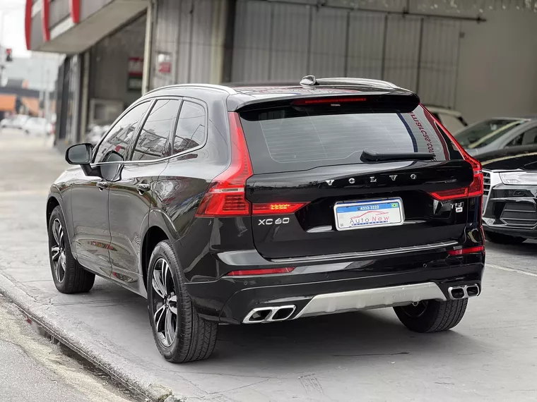 Volvo XC60 Preto 5