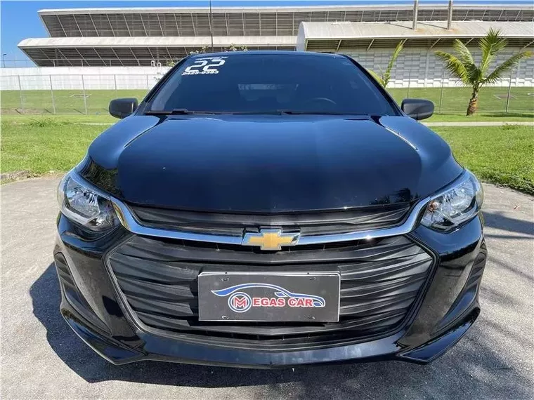 Chevrolet Onix Preto 11