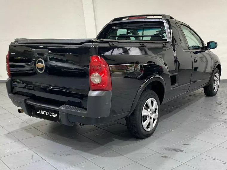 Chevrolet Montana Preto 9