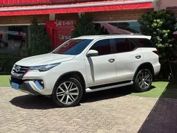 Toyota Hilux SW4