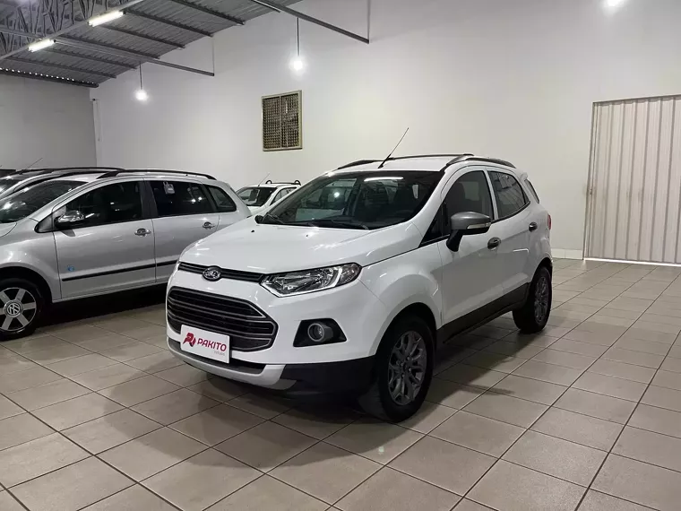 Ford Ecosport Branco 3