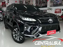 Toyota Hilux SW4