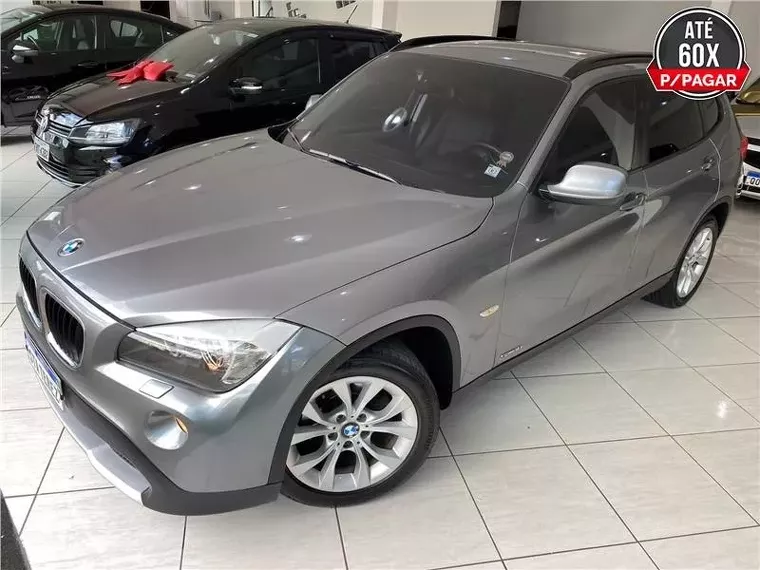 BMW X1 Cinza 4