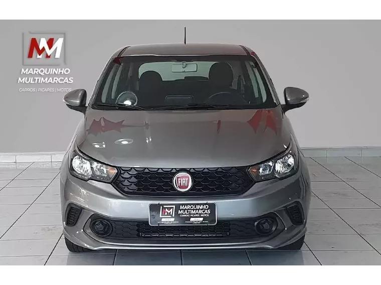 Fiat Argo Cinza 1