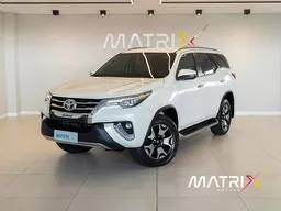 Toyota Hilux SW4