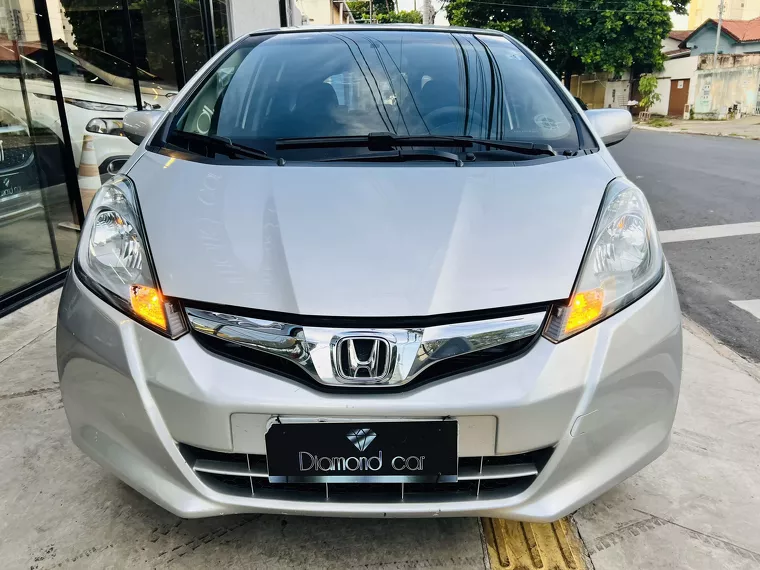 Honda FIT Prata 1