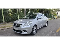 Nissan Versa