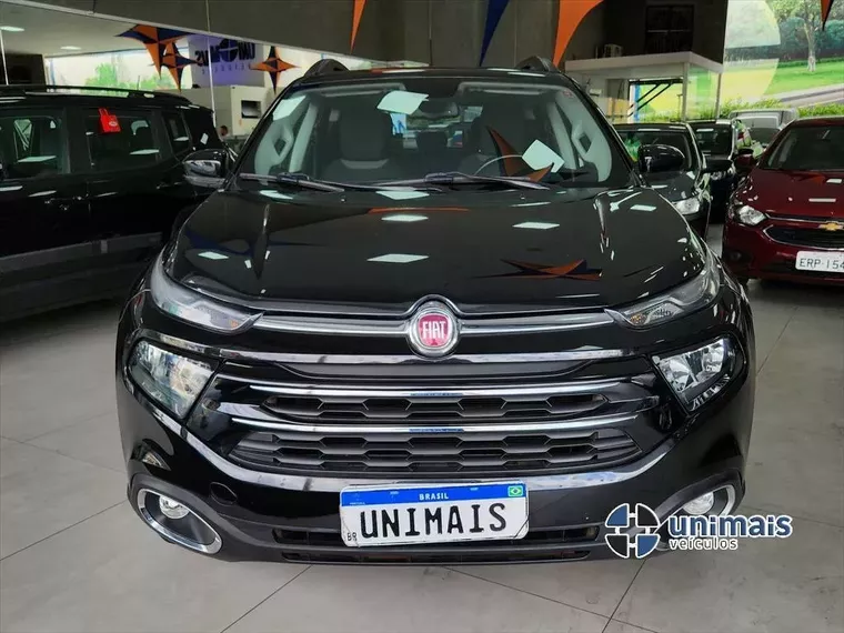 Fiat Toro Preto 13