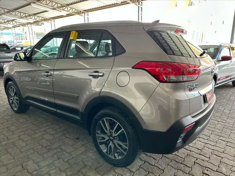 Hyundai Creta Prata 12