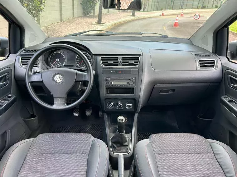 Volkswagen Fox Cinza 3