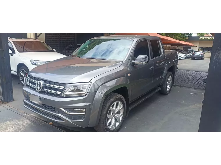 Volkswagen Amarok Cinza 2