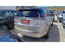 Jeep Commander