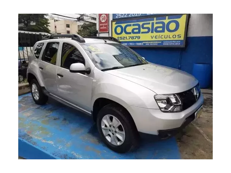 Renault Duster Prata 7