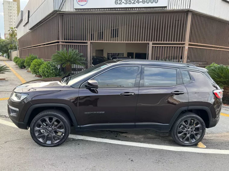 Jeep Compass Marrom 35