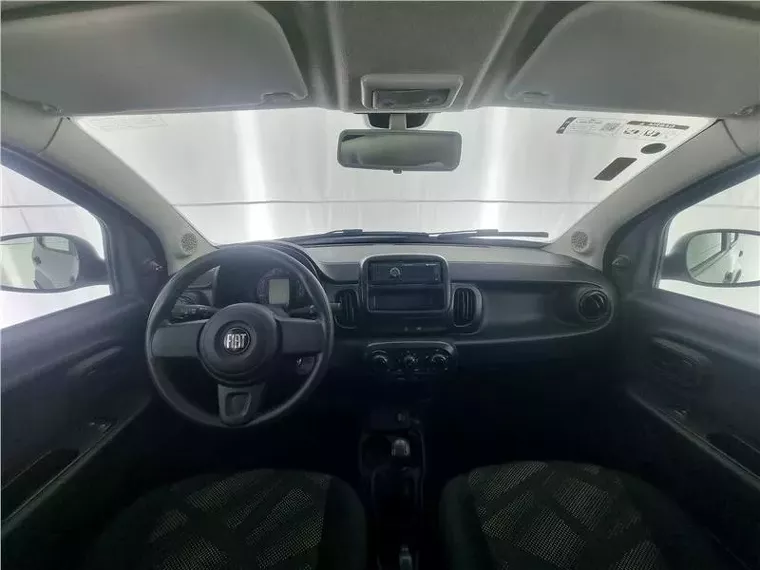 Fiat Mobi Prata 5