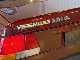 Ford Versailles
