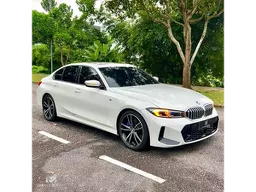 BMW 320i