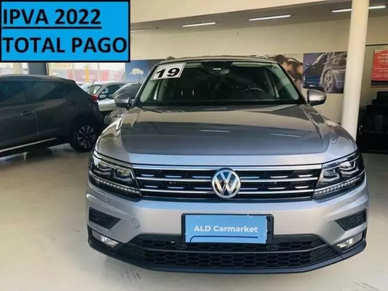 Volkswagen Tiguan Prata 1