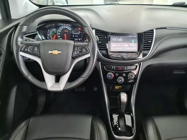 Chevrolet Tracker Cinza 1